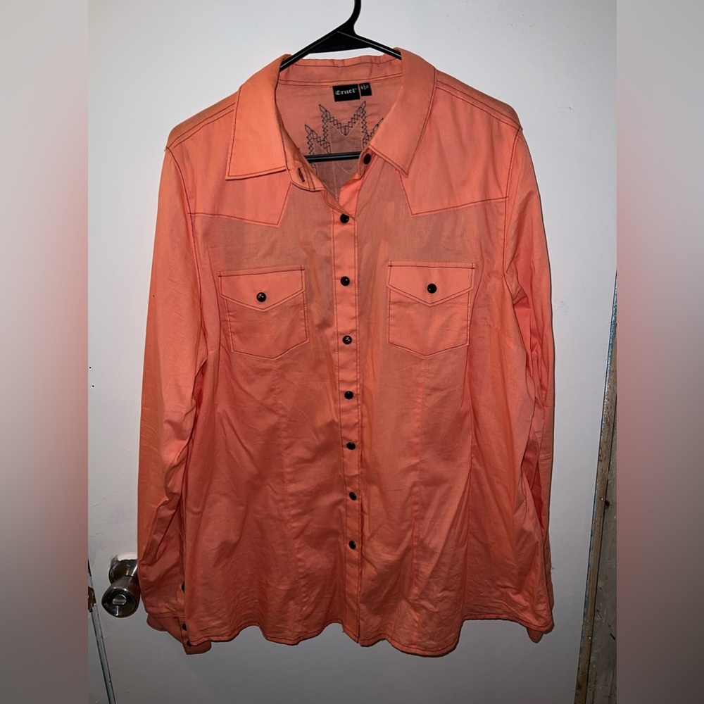 Women button up top
